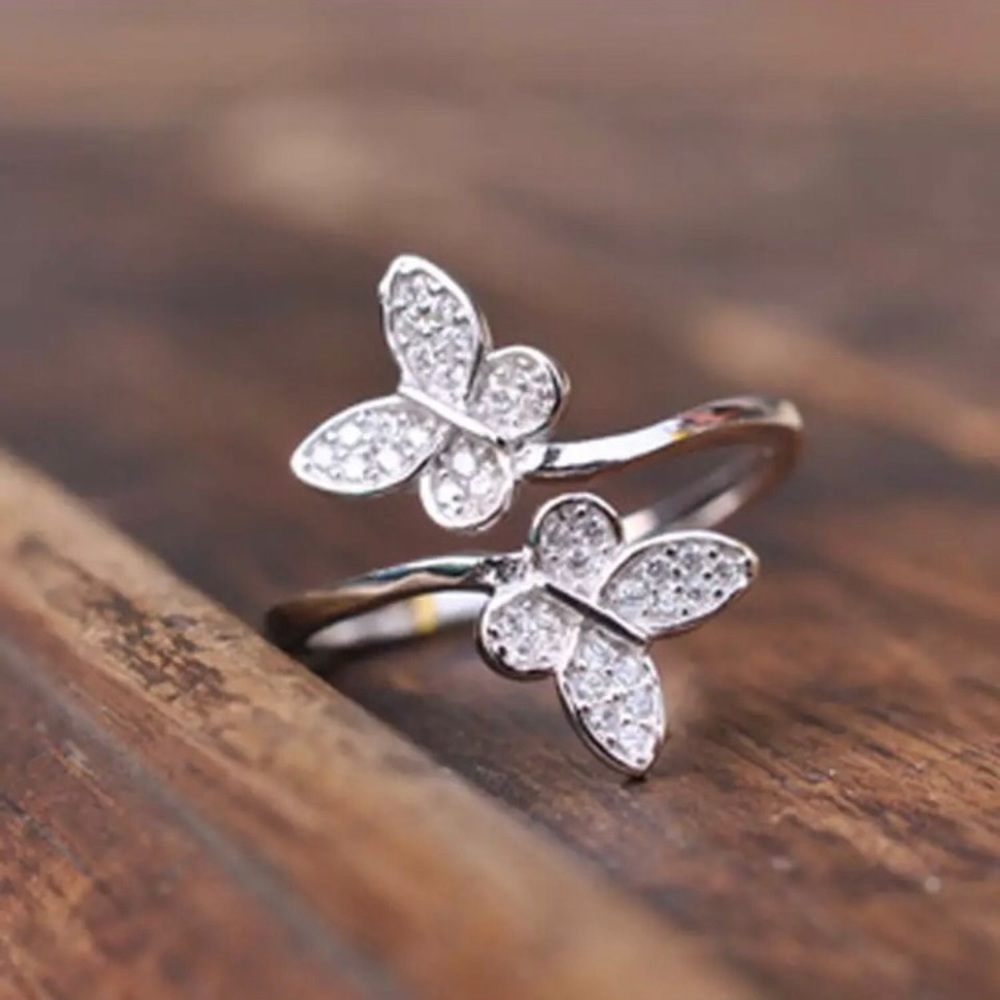 🦋BUTTERFLY💎💙💎RING ADJUSTABLE PERFECT GIFT OPEN - Picture 5 of 8